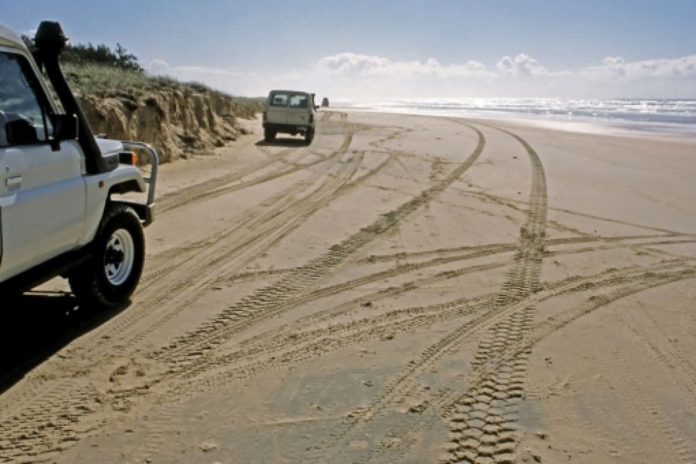 Fraser Island Private 4x4 Vehicle, Camping & Permits Package