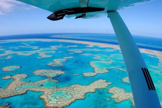 scenic flight whitsundays